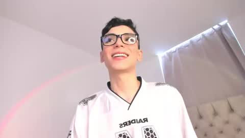 Thomy T online show from September 13, 2:50 pm