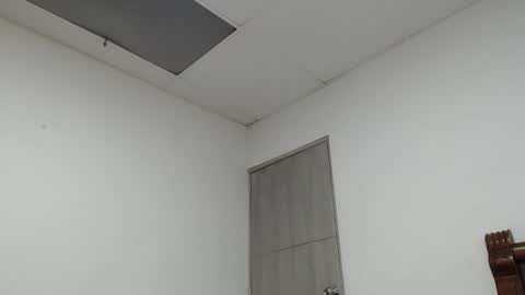 Snapshot of thonymaster chatting on October 29, 12:46 am thonyy online show from October 29, 12:46 am