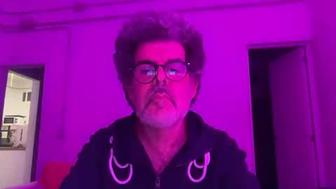 thotcaliente22485 online show from April 5, 11:02 pm