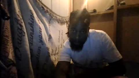 Snapshot of thotyboy68 chatting on October 25, 11:51 am Thotyboy online show from October 25, 11:51 am