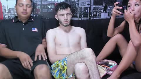 BRITHANY BRYAN ALEX online show from January 4, 10:05 am