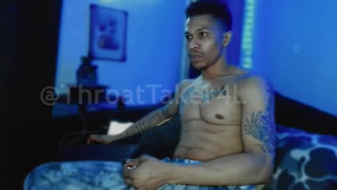 Snapshot of throattaker4l_ chatting on March 28, 6:40 pm ThroatTaker4l online show from March 28, 6:40 pm