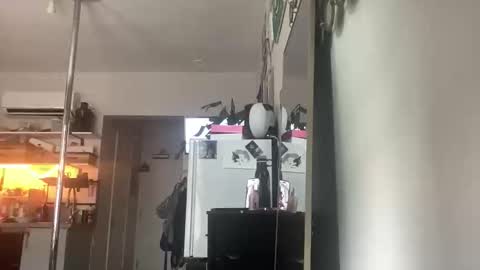 Snapshot of throatyygoat chatting on November 4, 6:40 pm throatyygoat online show from November 4, 6:40 pm