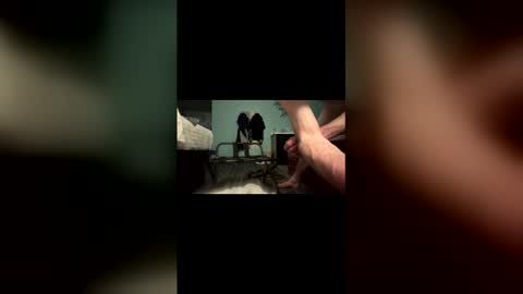 Solo throbber online show from November 30, 8:18 am