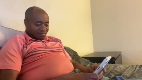 Snapshot of throbbingxxx chatting on November 5, 10:37 am austin xzandros online show from November 5, 10:37 am