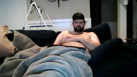 Make me explode please... online show from May 15, 11:23 pm