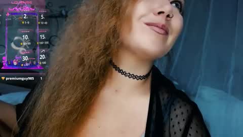 Snapshot of tia_meow chatting on September 22, 2:41 pm tiameow online show from September 22, 2:41 pm