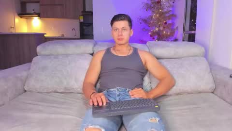 santiago online show from January 14, 1:11 am