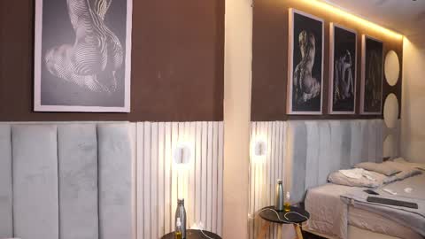 Tian Brooks online show from April 8, 6:02 am