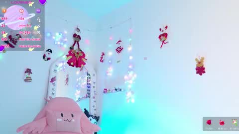 Tiana Le online show from November 25, 11:49 pm