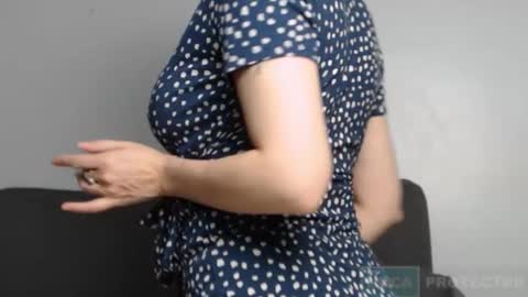 TIANNA online show from October 28, 4:49 am