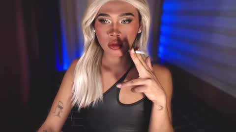 Sam online show from October 25, 3:51 pm