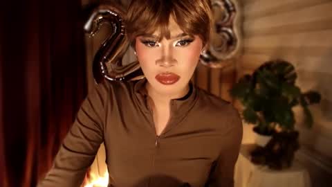 Snapshot of tiara_perezx chatting on January 18, 4:22 pm Sam online show from January 18, 4:22 pm