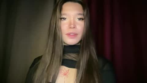 Snapshot of tiaragodhere chatting on February 5, 2:27 am Ms. Tiara online show from February 5, 2:27 am