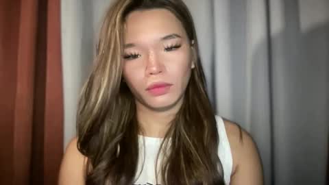 Snapshot of tiaragodhere chatting on February 20, 9:48 pm Ms. Tiara online show from February 20, 9:48 pm