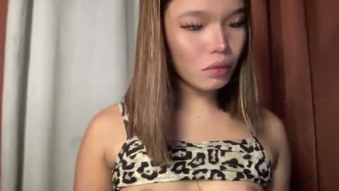 Snapshot of tiaragodhere chatting on March 9, 1:15 pm Ms. Tiara online show from March 9, 1:15 pm