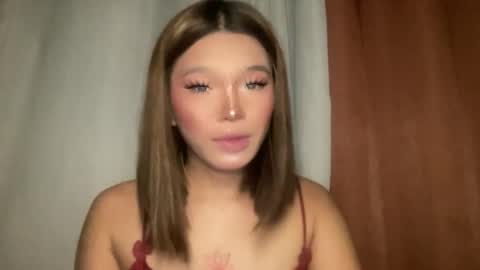 Snapshot of tiaragodhere chatting on April 8, 12:32 am Ms. Tiara online show from April 8, 12:32 am