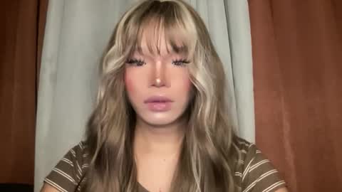 Snapshot of tiaragodhere chatting on April 14, 11:22 pm Ms. Tiara online show from April 14, 11:22 pm