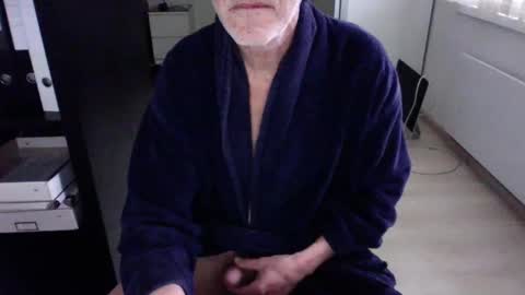 tiburzio online show from January 23, 8:15 am