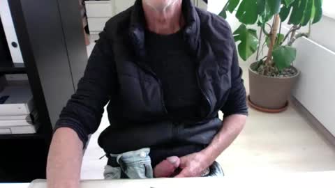 tiburzio online show from October 13, 12:16 pm