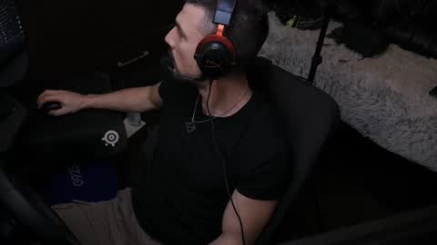 Snapshot of tickle_my_pickle07 chatting on November 21, 6:28 pm tickle_my_pickle07 online show from November 21, 6:28 pm