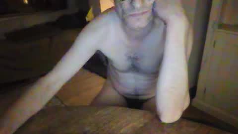 Snapshot of tiddles12345 chatting on October 25, 8:47 pm tiddles12345 online show from October 25, 8:47 pm