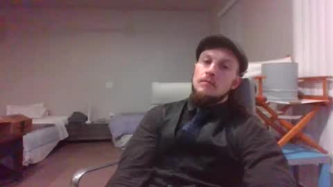 Snapshot of tiegye222 chatting on January 17, 11:06 am Alex online show from January 17, 11:06 am