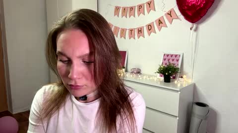 Kallie online show from April 2, 2:04 pm