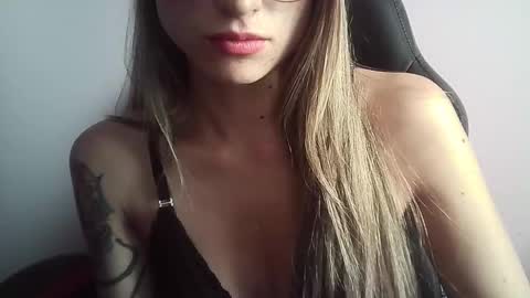 Tifanny online show from October 7, 9:56 pm