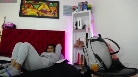 Snapshot of tifanny_nails chatting on September 28, 1:27 pm Tifanny Nails online show from September 28, 1:27 pm