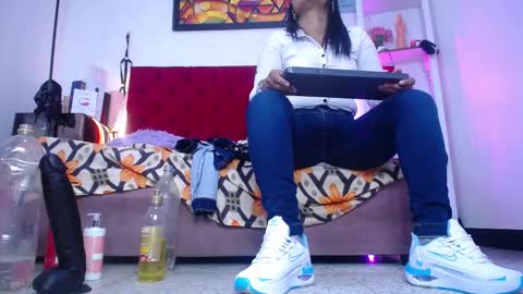 Tifanny Nails  online show from November 23, 1:44 pm