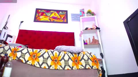 Tifanny Nails  online show from December 4, 3:10 pm