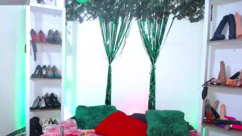 Tifanny Nails  online show from March 24, 12:43 pm