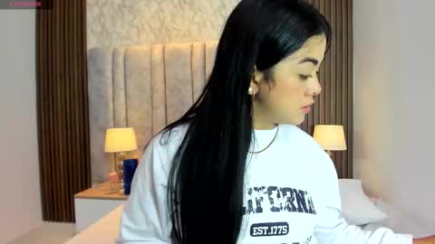 Tiff3 online show from October 17, 8:33 pm