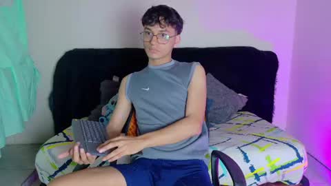 tifany_eiden online show from June 30, 8:37 am