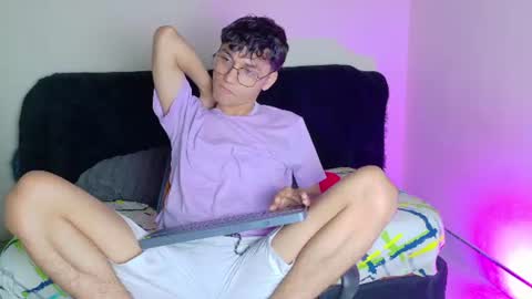 tifany_eiden online show from July 1, 8:38 am