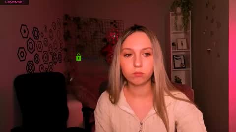 Snapshot of tiffani_murr chatting on February 25, 8:07 pm Tif online show from February 25, 8:07 pm