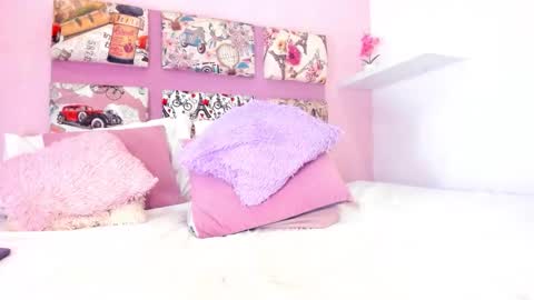 Tiffanny online show from September 14, 1:05 am