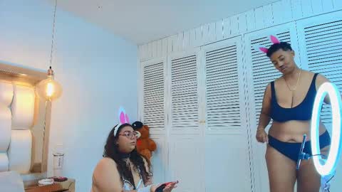 Tiffany and Stacy online show from October 8, 8:28 pm