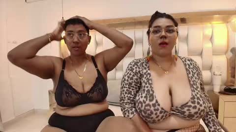 Tiffany and Stacy online show from October 10, 8:19 pm