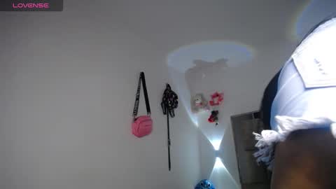 tiffany online show from November 15, 10:15 pm