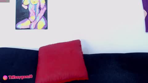 Tiffany online show from December 25, 4:44 am