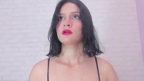 tiffany_mendez online show from February 3, 12:03 pm