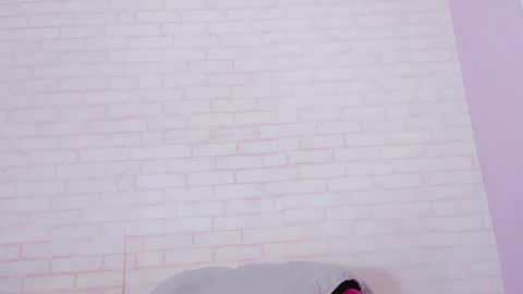 tiffany_mendez online show from February 24, 6:15 pm