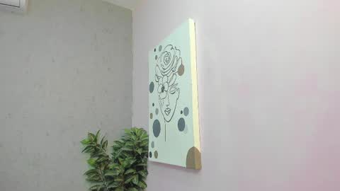 tiffany_mendez online show from April 4, 12:02 pm