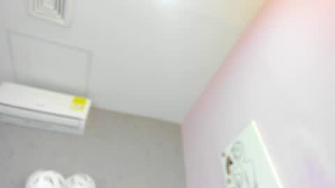 Snapshot of tiffany_mendez chatting on June 18, 11:58 am tiffany_mendez online show from June 18, 11:58 am