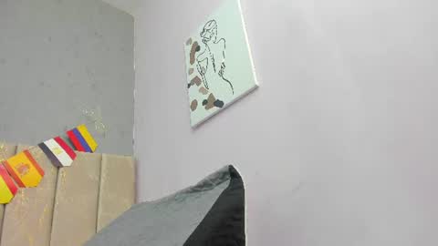 Snapshot of tiffany_mendez chatting on June 20, 12:08 pm tiffany_mendez online show from June 20, 12:08 pm