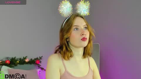 Snapshot of tiffany_roy chatting on December 24, 10:11 am tiffany_roy online show from December 24, 10:11 am