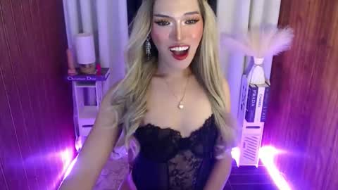 tiffany online show from December 13, 7:53 pm