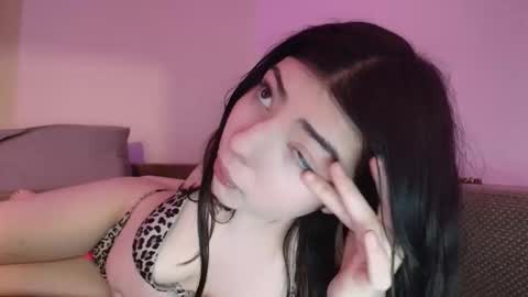 Snapshot of tiffanybae chatting on February 15, 3:14 am tiffany online show from February 15, 3:14 am